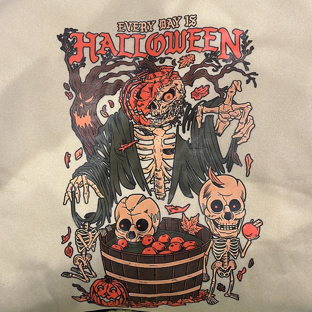 New Every Day Is Halloween Skeleton sweatshirt Small